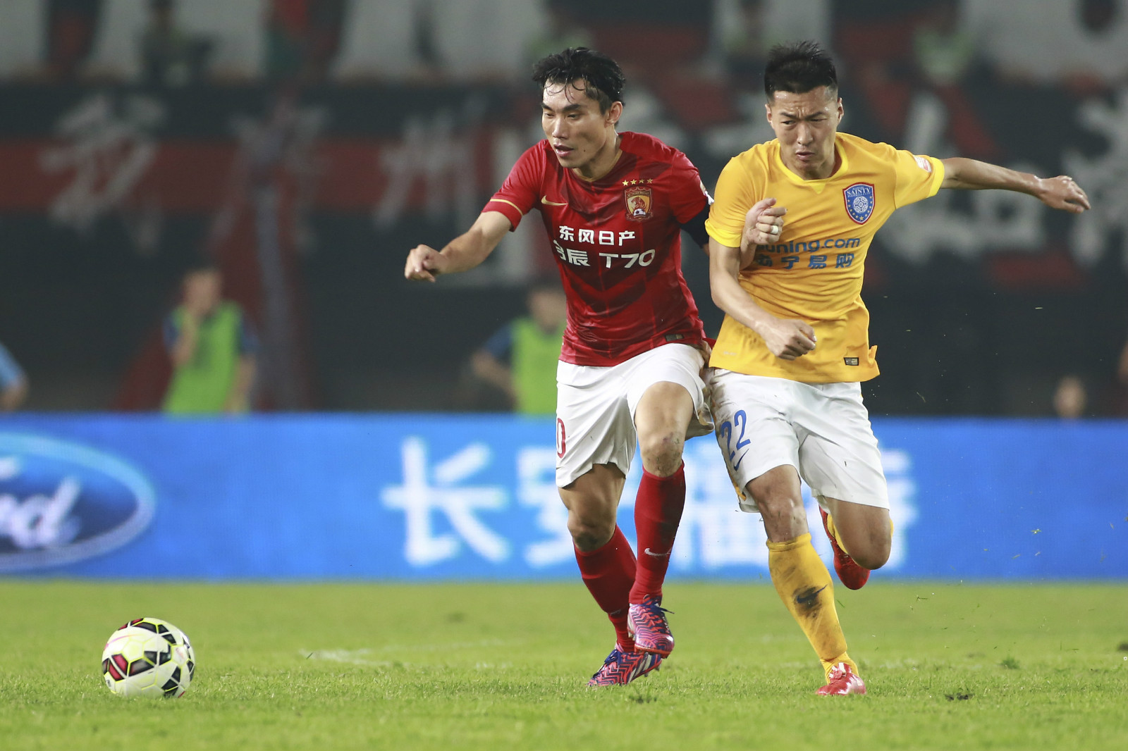 富力新战术大获全胜，夺得冠军