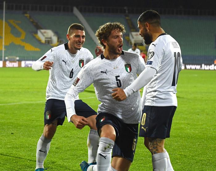 意大利惊险战胜保加利亚，目前榜首积分的简单介绍
