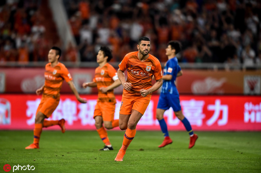 包含山东鲁能主场战平江苏苏宁不分胜负的词条