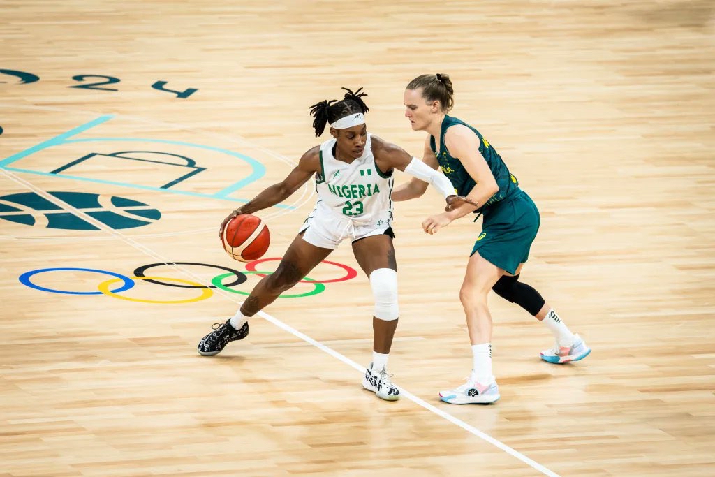 关于澳大利亚队夺下篮球比赛成功的信息