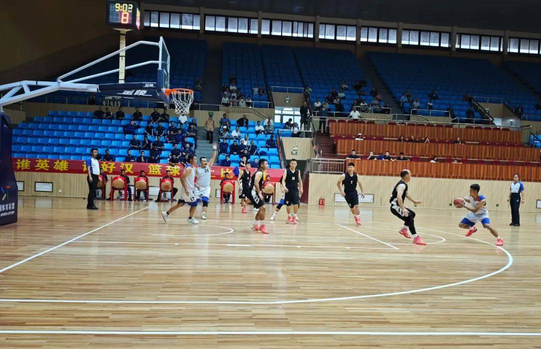 技术运用娴熟，球队在比赛中展现出高超水平