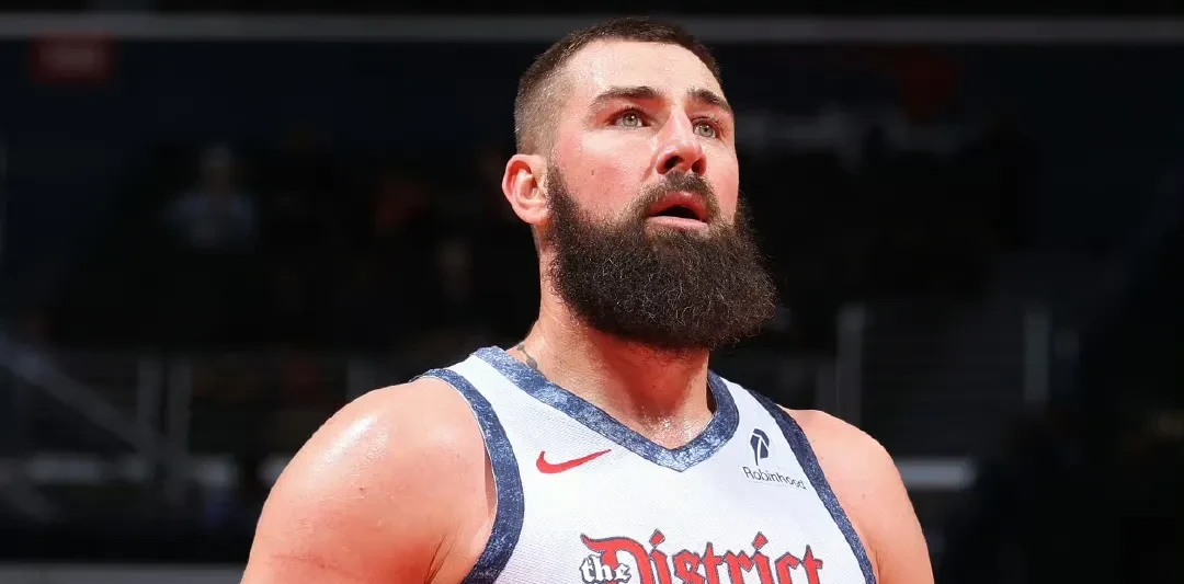 包含菲律宾男篮横扫德国男篮，瓦兰丘纳斯爆发神勇的词条