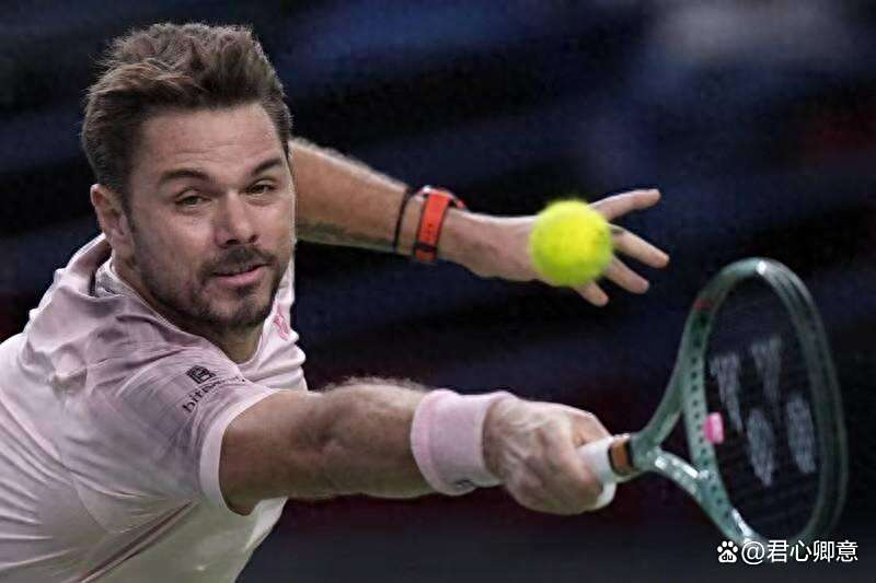 关于英国网球队逆转日本网球队，瓦林卡统治全场的信息