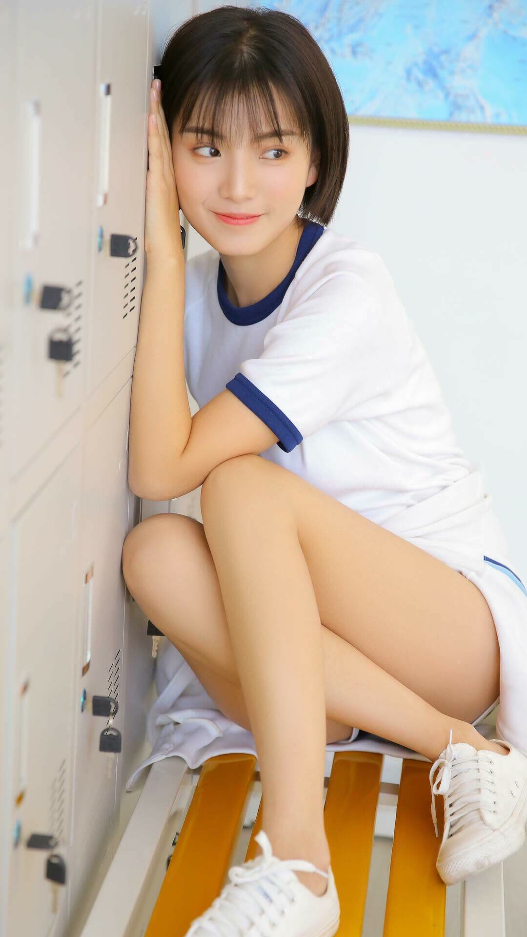 浓眉擎天定乾坤！湖人鏖战力克骑士，决胜局再现紫金风骨