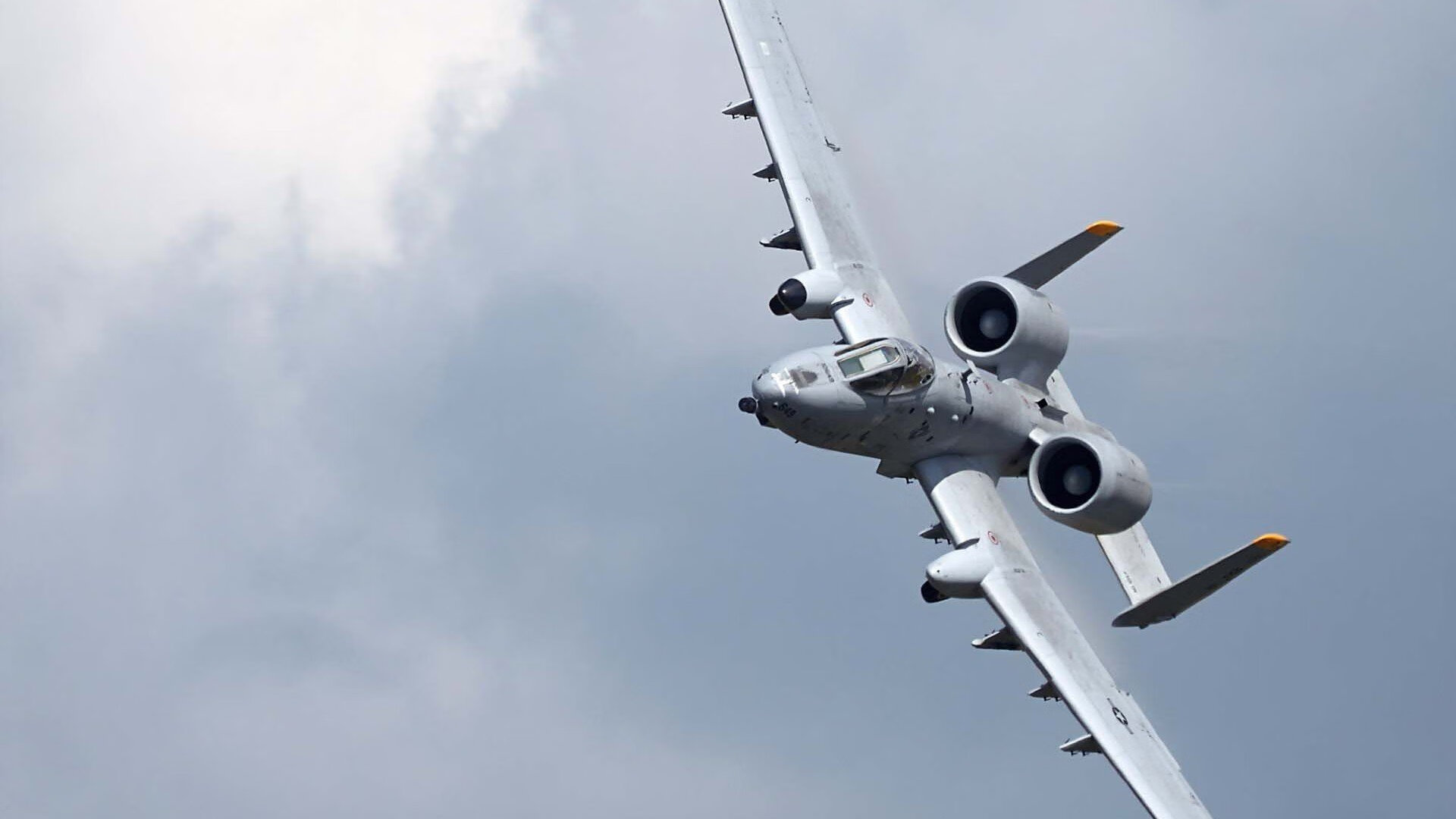 逆袭狂想曲,当沙漠之狐咬伤德国战车,格鲁吉亚魔术师如何点燃足球圣殿?