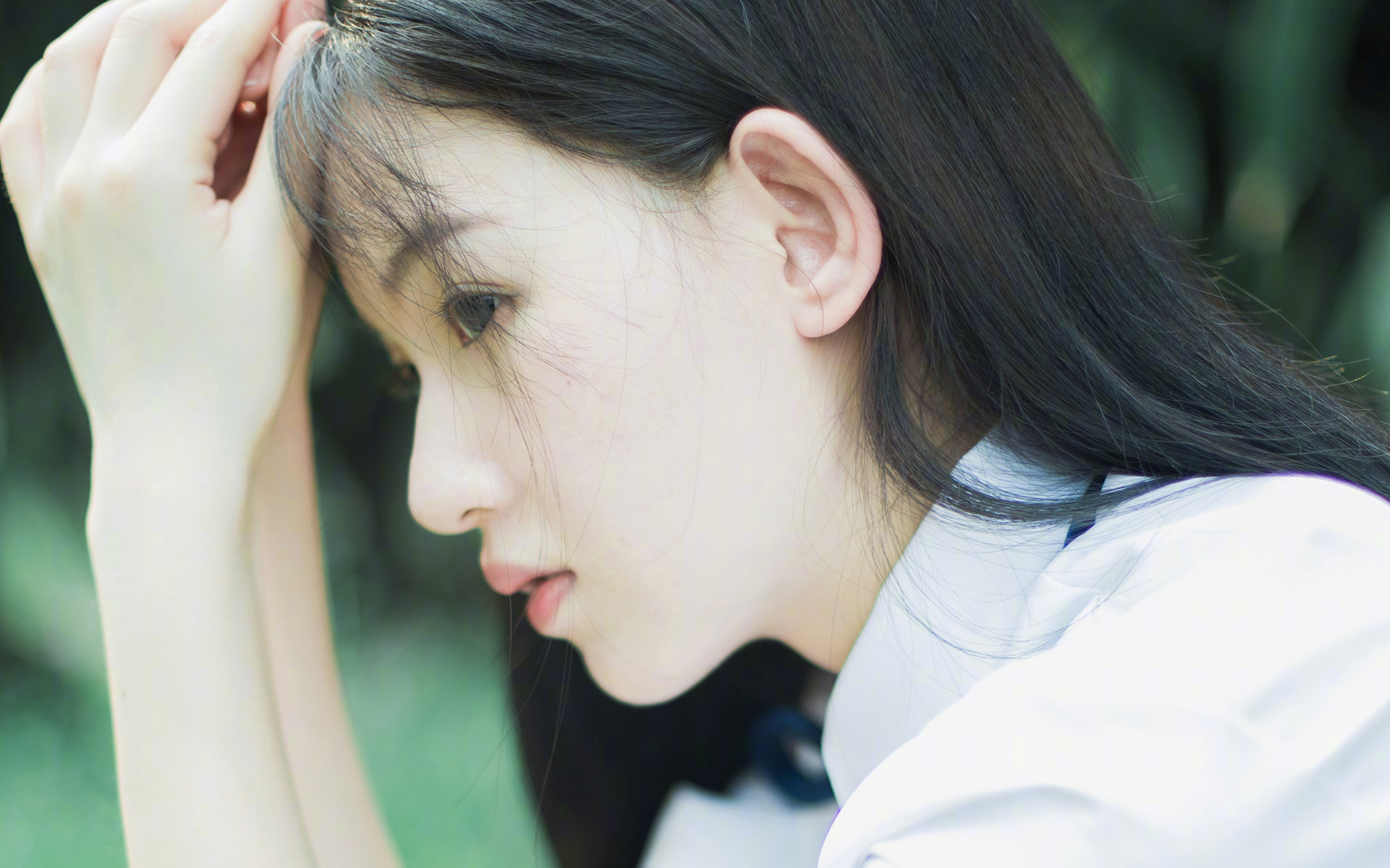 绿茵场与硬木地板的共鸣，论欧冠决战与雷霆突围的精神同构