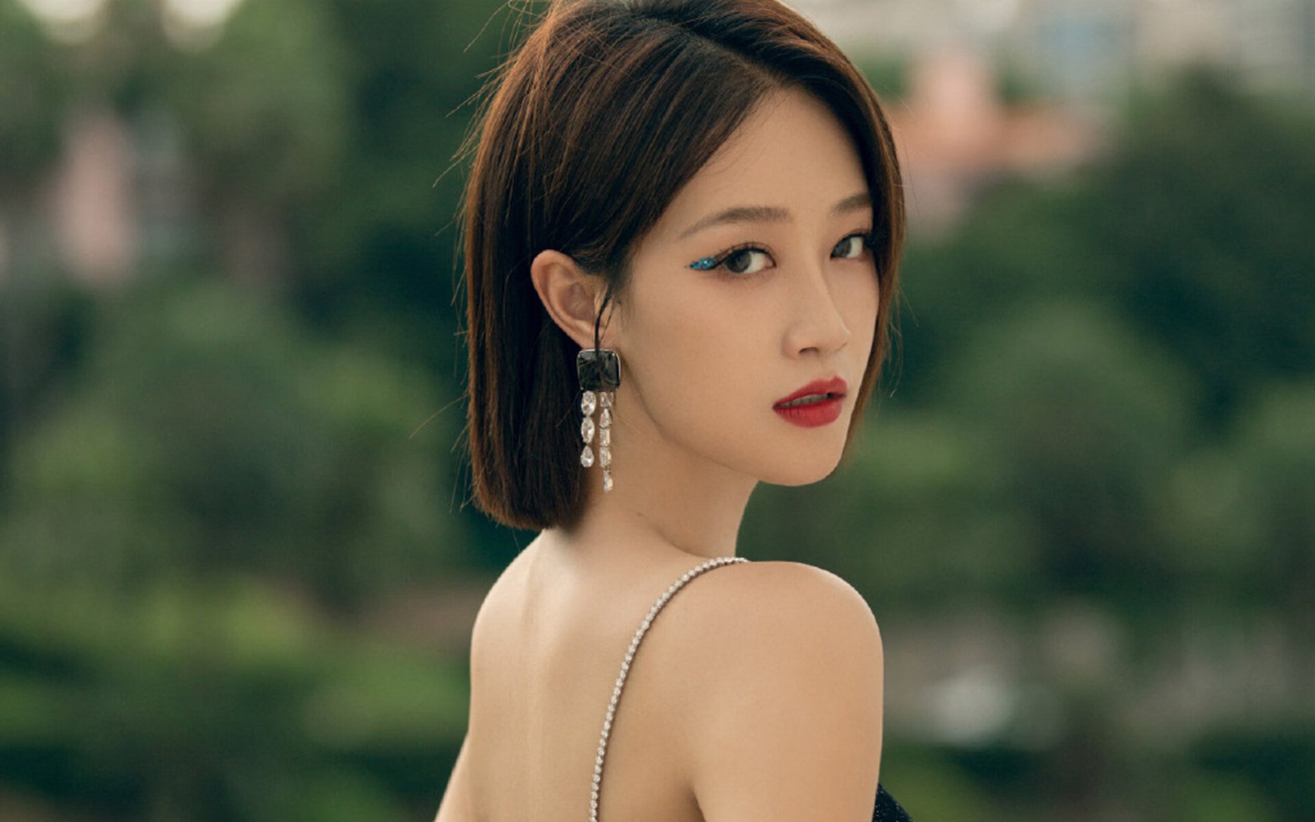 恩佐如火山喷发,那不勒斯稳扎稳打碾过委内瑞拉