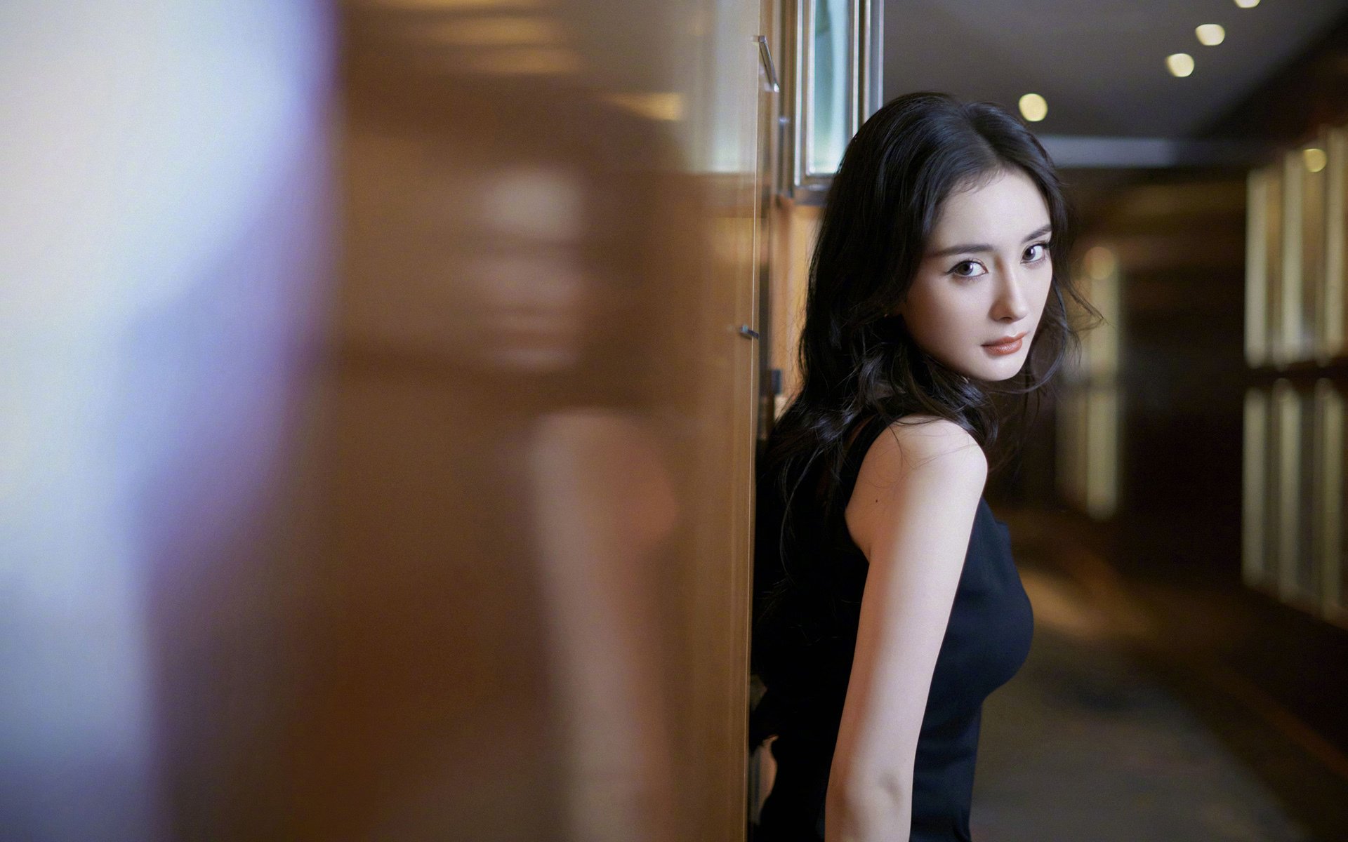 西甲国家德比焦点战，深圳队踏平国王的足球启示录