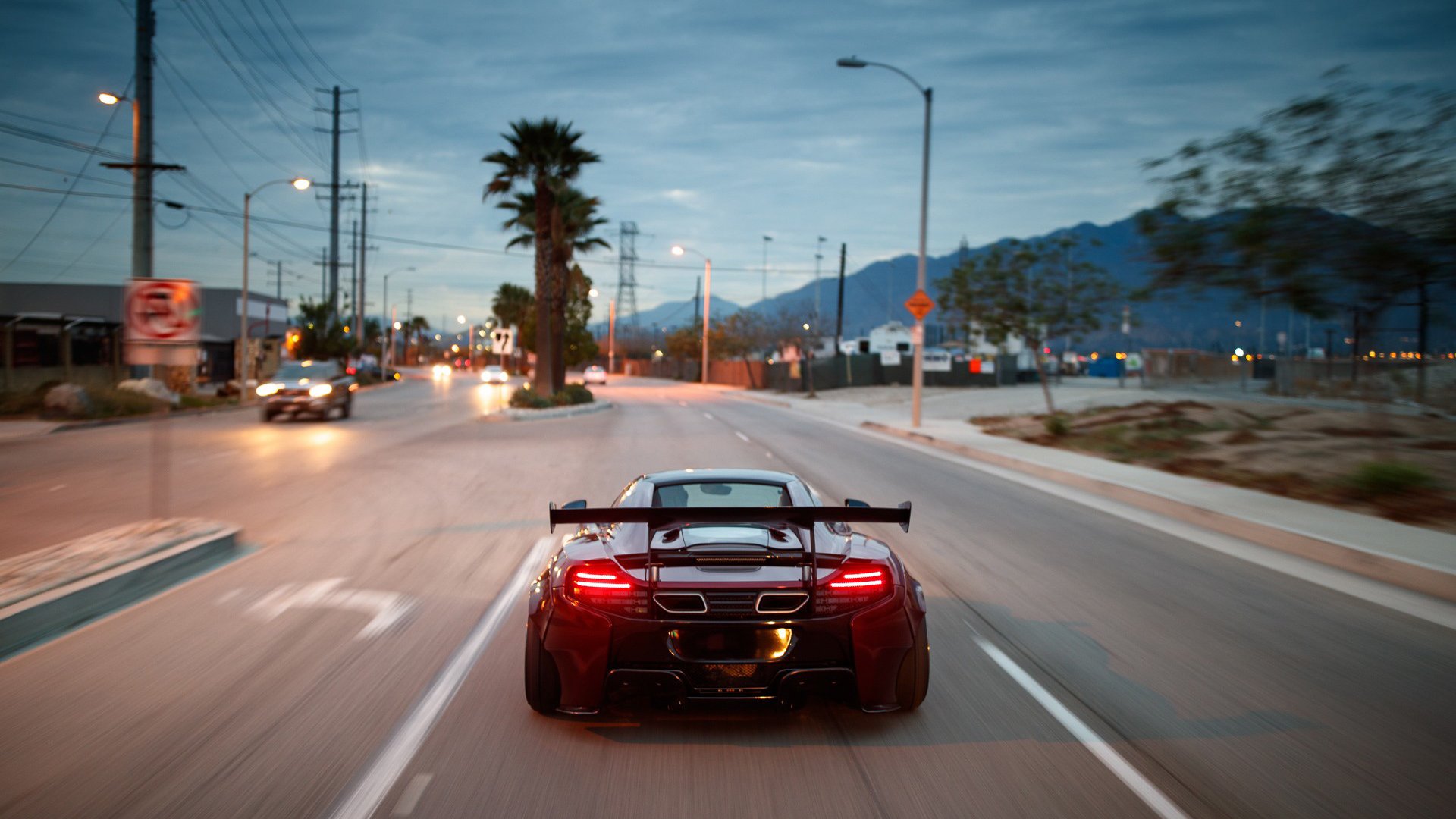 布伦森持续制造杀伤，森林狼国际友谊赛力克新疆队