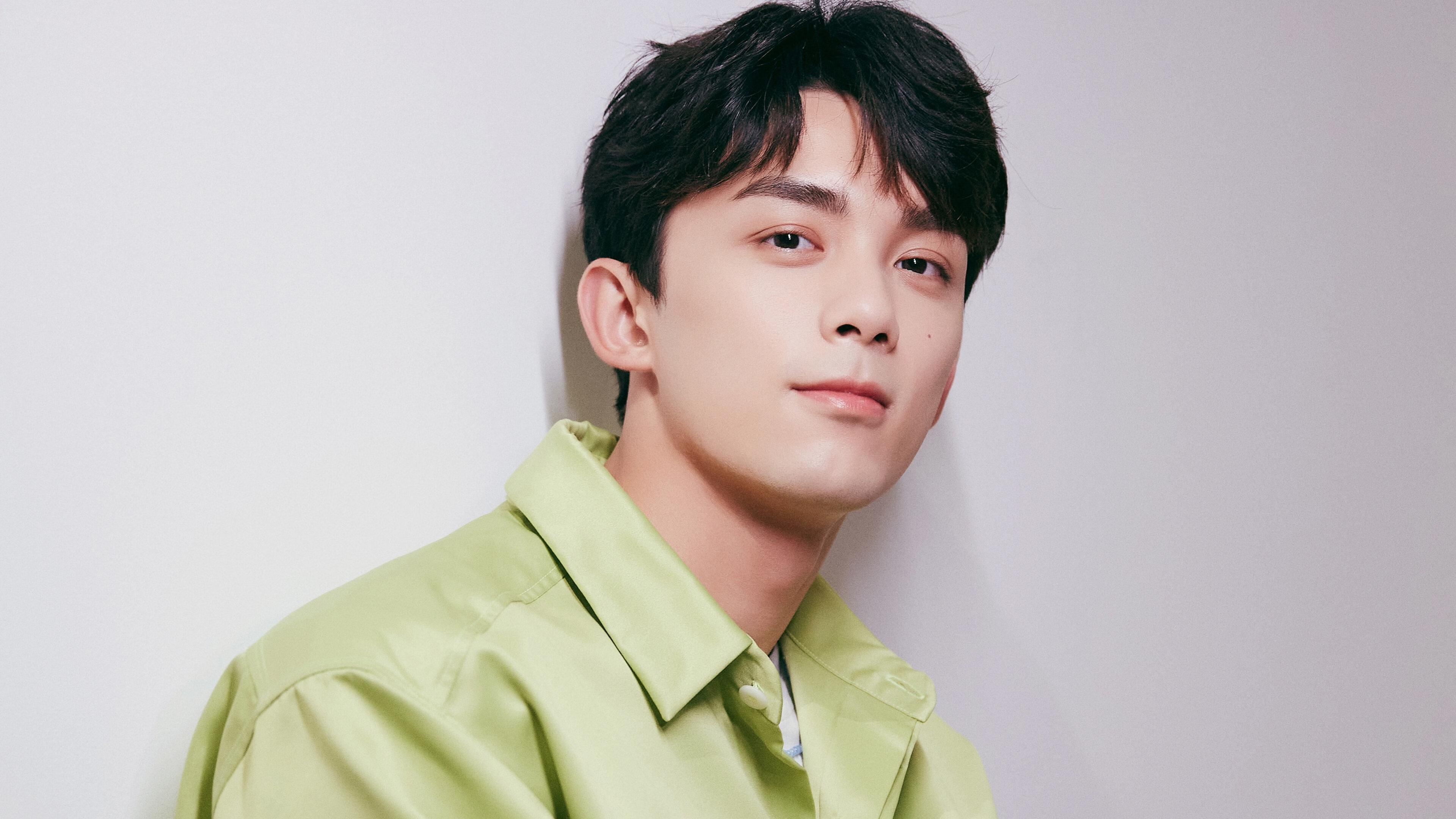 逆袭之夜,新疆队爆冷淘汰雄鹿,切特·霍姆格伦化身关键先生