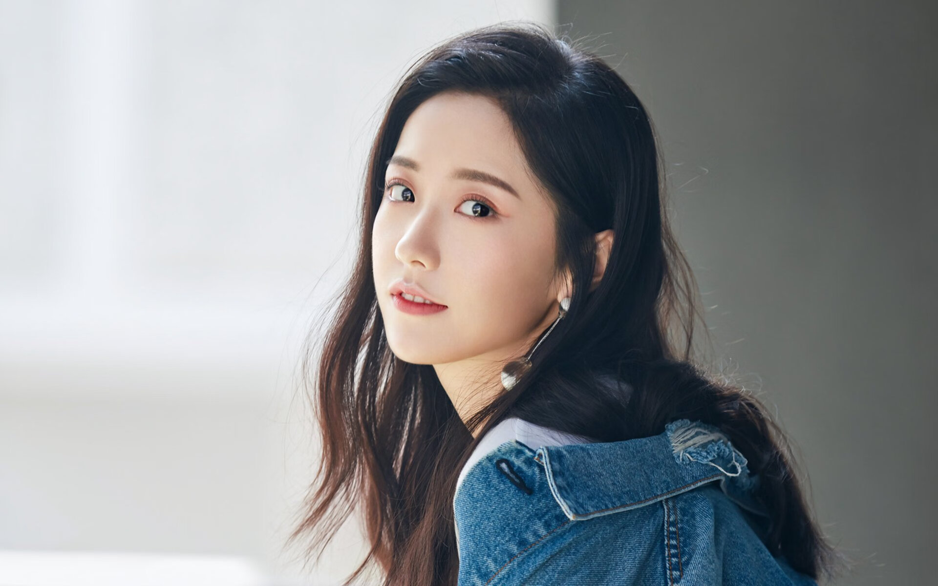 克莱·汤普森个人能力完全展现—以76人对阵凯尔特人为镜鉴